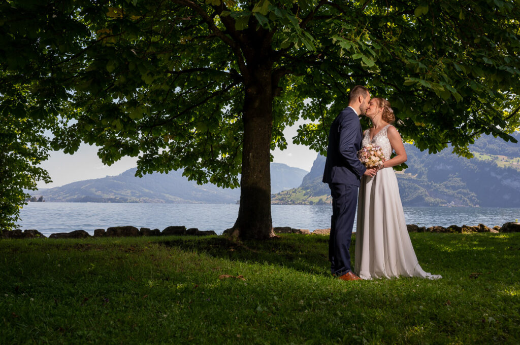 Hochzeit in der reformierten Kirche in Hergiswil Nidwalden Hochzeitsfeier im Engel in Stans