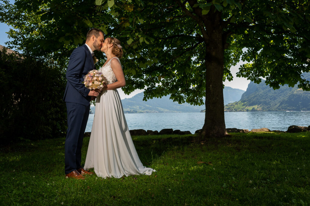 Hochzeit in der reformierten Kirche in Hergiswil Nidwalden Hochzeitsfeier im Engel in Stans