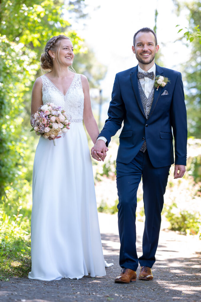 Hochzeit in der reformierten Kirche in Hergiswil Nidwalden Hochzeitsfeier im Engel in Stans