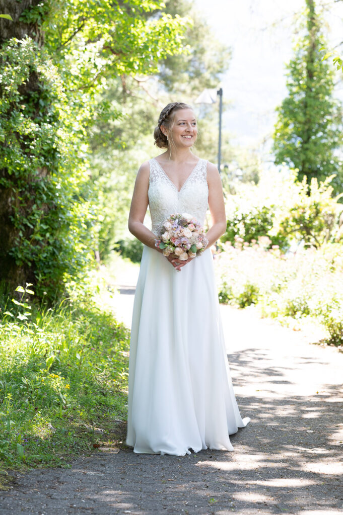 Hochzeit in der reformierten Kirche in Hergiswil Nidwalden Hochzeitsfeier im Engel in Stans