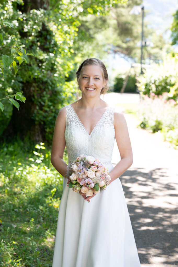 Hochzeit in der reformierten Kirche in Hergiswil Nidwalden Hochzeitsfeier im Engel in Stans