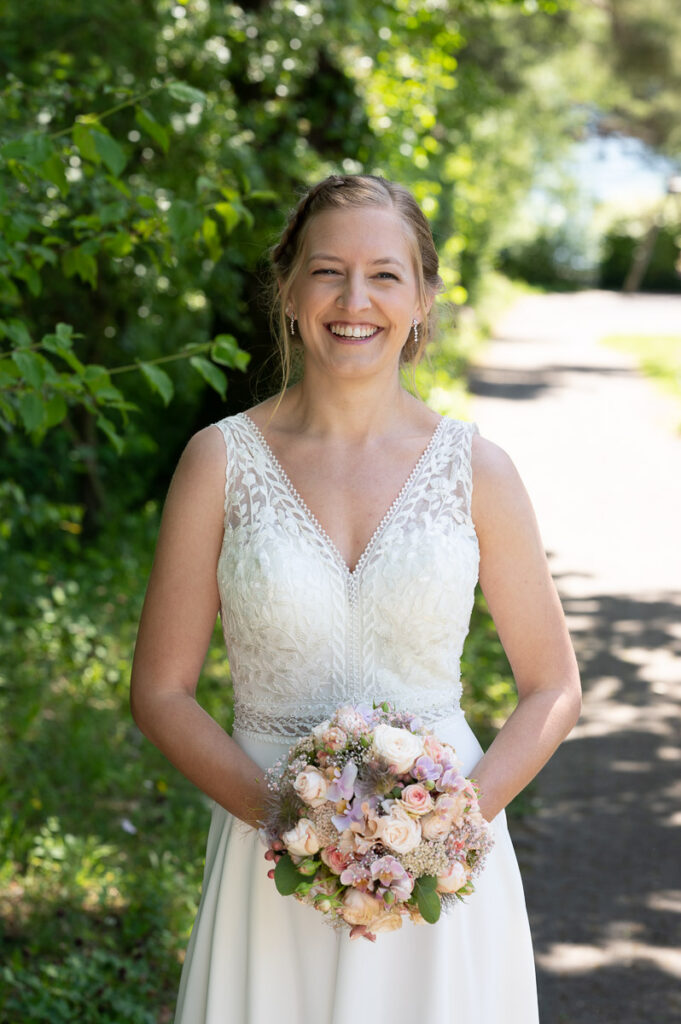 Hochzeit in der reformierten Kirche in Hergiswil Nidwalden Hochzeitsfeier im Engel in Stans