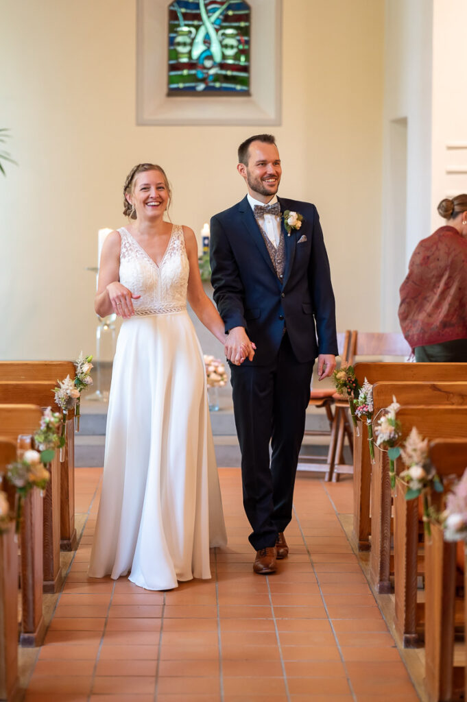 Hochzeit in der reformierten Kirche in Hergiswil Nidwalden Hochzeitsfeier im Engel in Stans