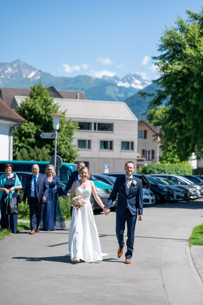 Hochzeit in der reformierten Kirche in Hergiswil Nidwalden Hochzeitsfeier im Engel in Stans