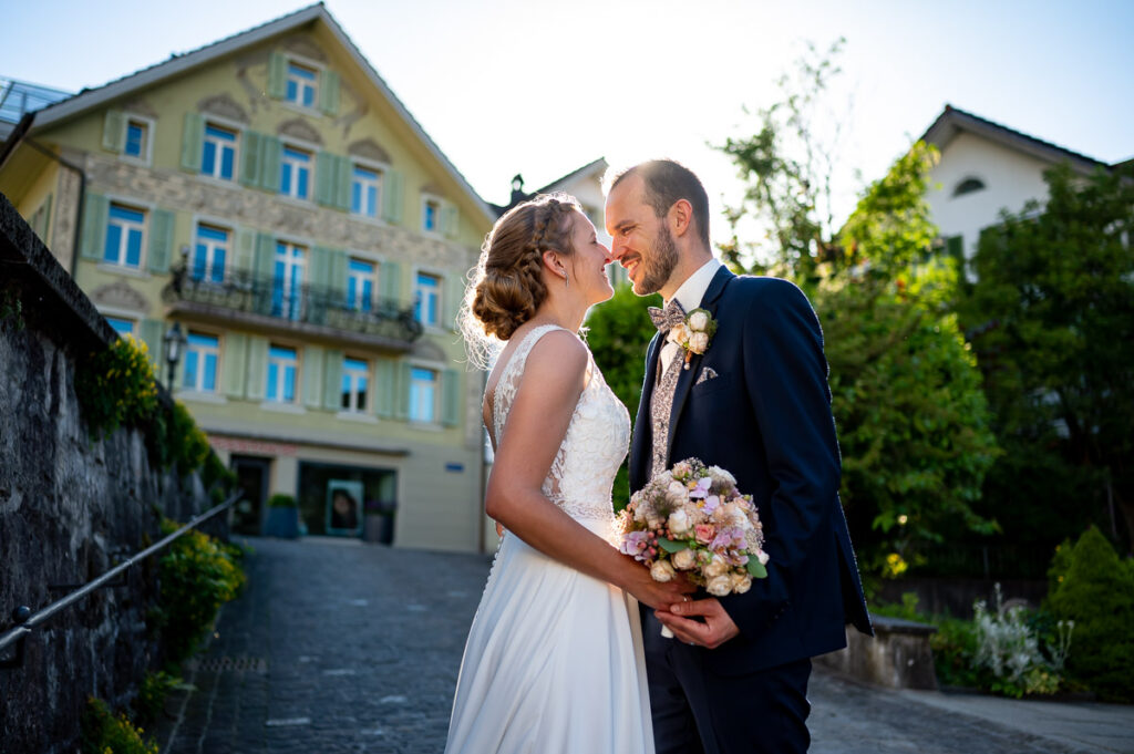 Hochzeit in der reformierten Kirche in Hergiswil Nidwalden Hochzeitsfeier im Engel in Stans