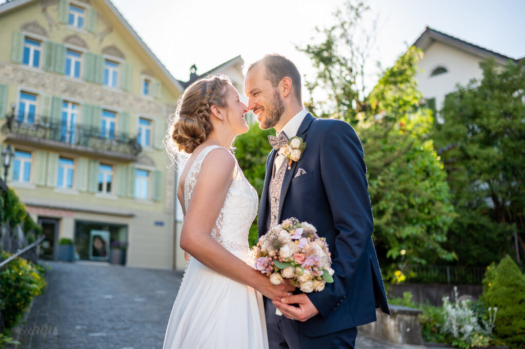 Hochzeit in der reformierten Kirche in Hergiswil Nidwalden Hochzeitsfeier im Engel in Stans