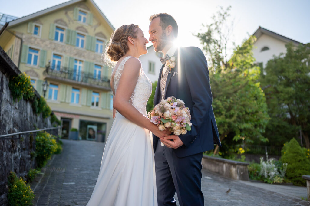 Hochzeit in der reformierten Kirche in Hergiswil Nidwalden Hochzeitsfeier im Engel in Stans