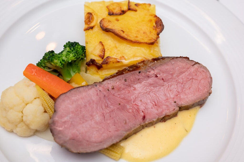 Hochzeit in der reformierten Kirche in Hergiswil Nidwalden Hochzeitsfeier im Engel in Stans