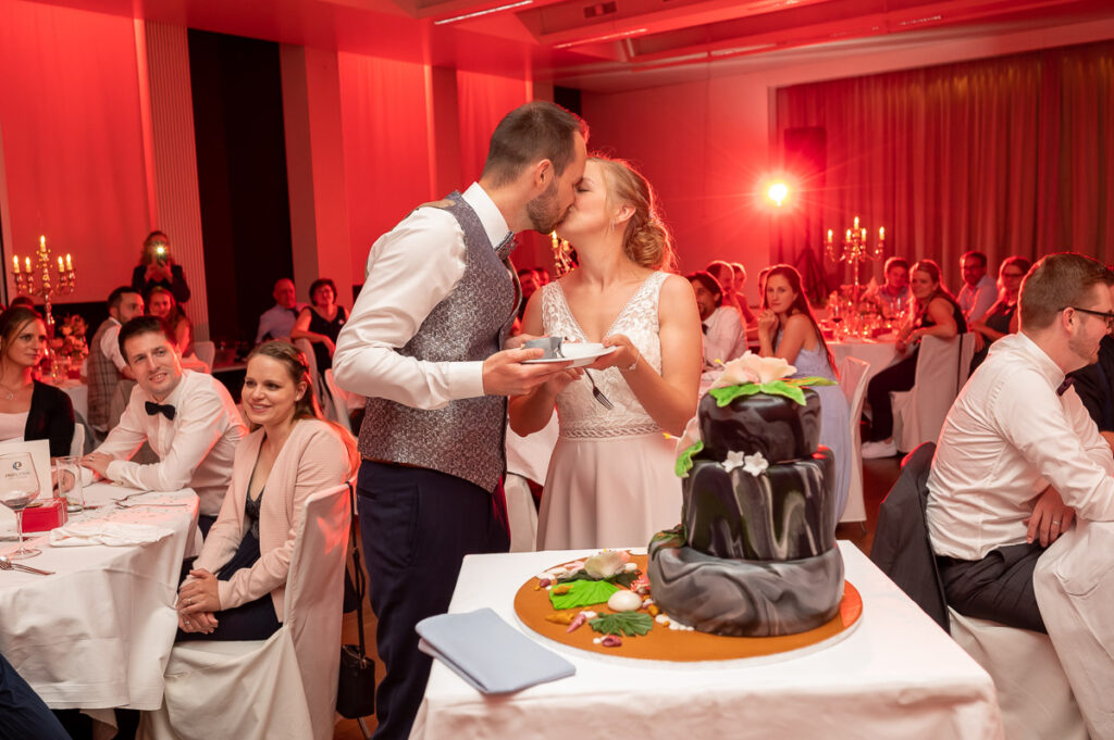 Hochzeit in der reformierten Kirche in Hergiswil Nidwalden Hochzeitsfeier im Engel in Stans