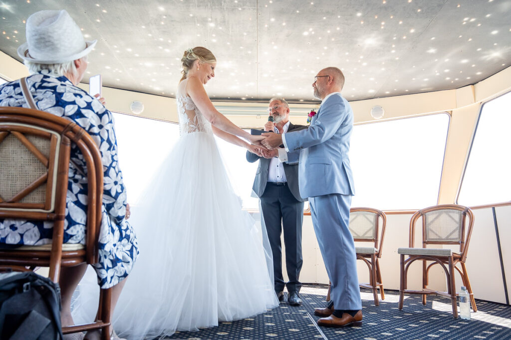 schiffshochzeit vierwaldstaettersee villa kraemerstein horw